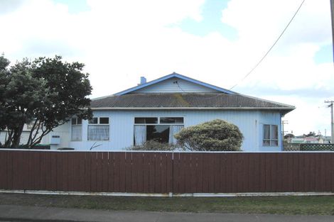 Photo of property in 21 Seafront Road, Castlecliff, Whanganui, 4501