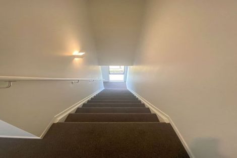 Photo of property in 30 Matawhanga Drive, Wattle Downs, Auckland, 2103