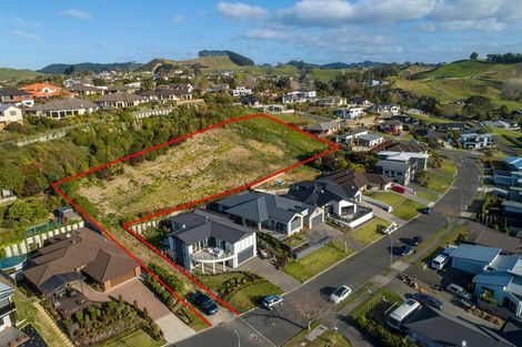 Photo of property in 30 Estuary View Road, Welcome Bay, Tauranga, 3112