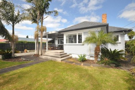 Photo of property in 40 Centreway Road, Orewa, 0931