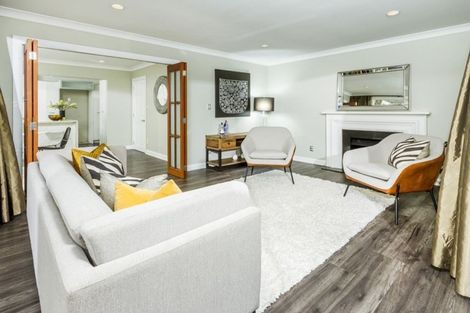 Photo of property in 72b Parr Terrace, Castor Bay, Auckland, 0620