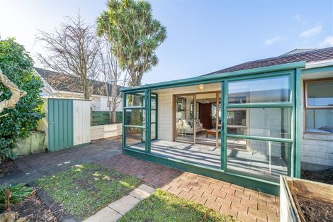 Photo of property in 2/2 Parera Grove, Heretaunga, Upper Hutt, 5018