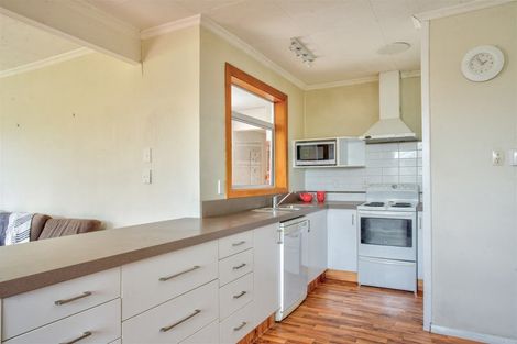 Photo of property in 17 Constitution Avenue, Milton, 9220