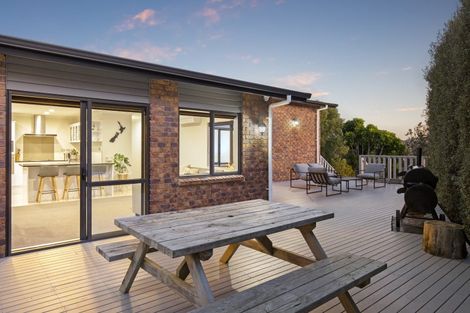 Photo of property in 28 Twomey Drive, Pukekohe, 2120