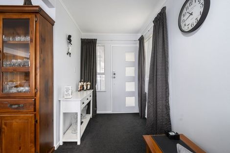 Photo of property in 30 Ongo Road, Hunterville, 4730