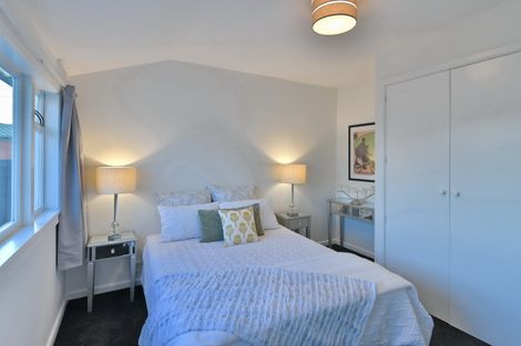 Photo of property in 70 Barrington Street, Somerfield, Christchurch, 8024