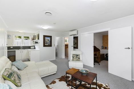 Photo of property in 41 Cockayne Road, Khandallah, Wellington, 6035