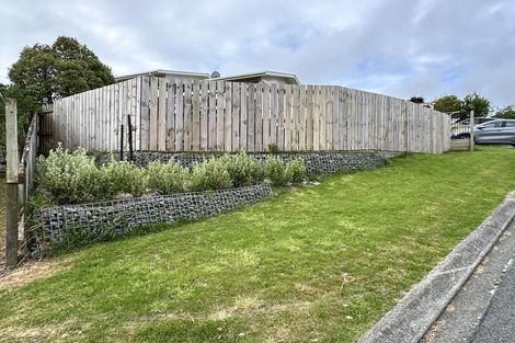 Photo of property in 4 Staysail Place, Whitby, Porirua, 5024