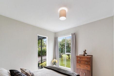 Photo of property in 65 Konini Road, Titirangi, Auckland, 0604