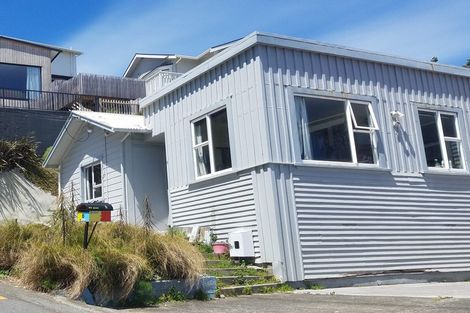 Photo of property in 6 Carlisle Street, Island Bay, Wellington, 6023