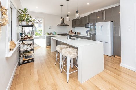 Photo of property in 55 Hipango Terrace, Durie Hill, Whanganui, 4500