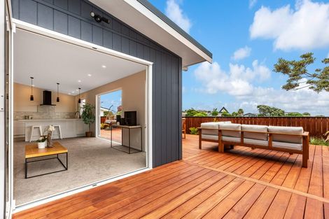 Photo of property in 67 Renown Road, Raumati South, Paraparaumu, 5032