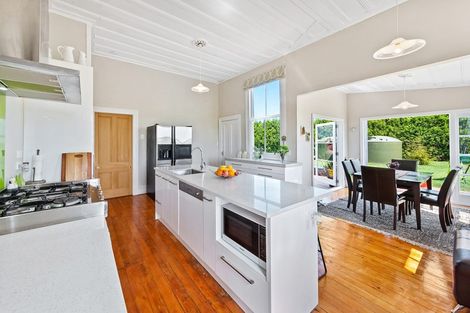 Photo of property in 557 Waiuku Road, Mauku, Pukekohe, 2678