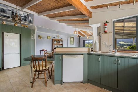 Photo of property in 261 Tanners Point Road, Tanners Point, Katikati, 3177