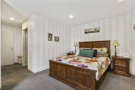 Photo of property in 45b Takutai Avenue, Half Moon Bay, Auckland, 2012