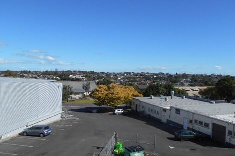 Photo of property in 11/5 Cook Street, Howick, Auckland, 2014