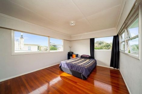 Photo of property in 161 South Road, Hawera, 4610