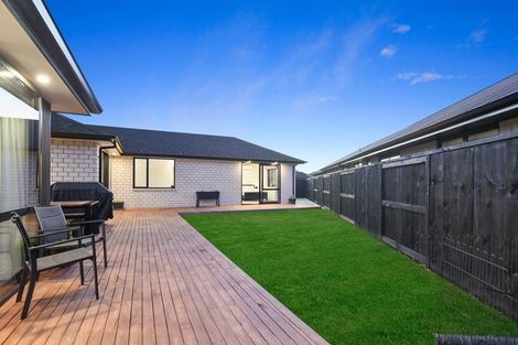 Photo of property in 48 The Meadows Drive, Flagstaff, Hamilton, 3210