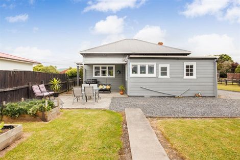 Photo of property in 10 Rira Street, Marton, 4710