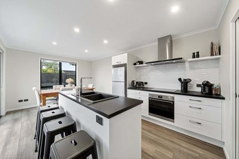 Photo of property in 18 Centaine Way, Papamoa Beach, Papamoa, 3118