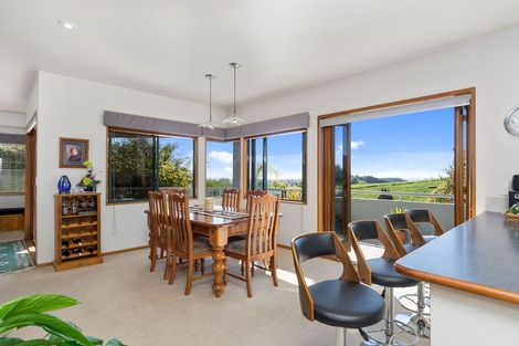 Photo of property in 171 Waikite Road, Welcome Bay, Tauranga, 3175