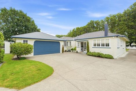 Photo of property in 3 Selwyn Crescent, College Estate, Whanganui, 4500