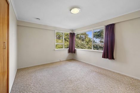 Photo of property in 11 Cumberland Street, Merrilands, New Plymouth, 4312