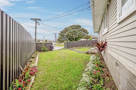 Photo of property in 8 Bolton Place, Otara, Auckland, 2023