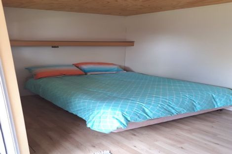 Photo of property in 8a Wairere Road, Torbay, Auckland, 0630