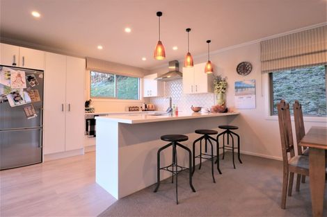 Photo of property in 16 De La Mare Place, Frankton, Queenstown, 9300