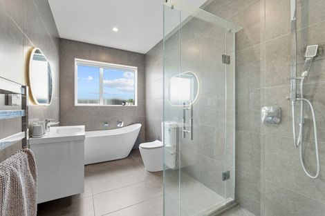 Photo of property in 3 Dida Park Drive, Kumeu, 0810