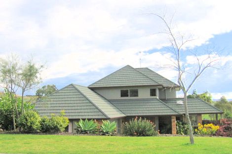 Photo of property in 15 Revell Drive, Ohauiti, Tauranga, 3112