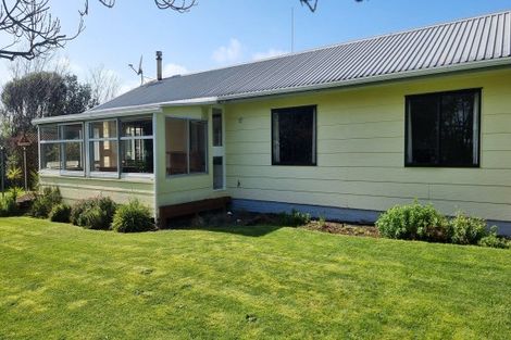 Photo of property in 218 Hokio Beach Road, Levin, 5571