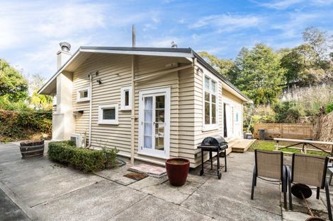 Photo of property in 43 Chaucer Road, Hospital Hill, Napier, 4110