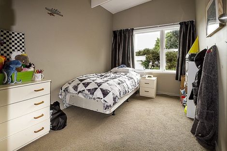 Photo of property in 12 Kent Crescent, Awapuni, Palmerston North, 4412