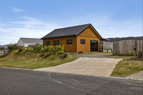 Photo of property in 30 Marram Place, Mangawhai Heads, Mangawhai, 0505
