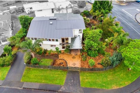 Photo of property in 34 Kirby Street, Glendene, Auckland, 0602
