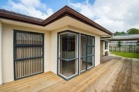 Photo of property in 6 Cinnabar Place, Westgate, Auckland, 0614
