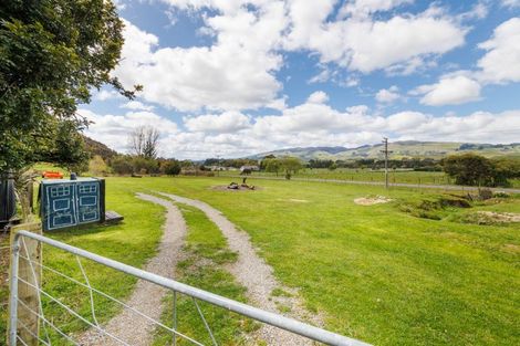 Photo of property in 275 Pohangina Road, Ashhurst, 4884