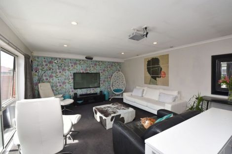 Photo of property in 16 Hoffman Court, Waikiwi, Invercargill, 9810