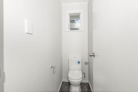 Photo of property in 4 Sexton Place, Manurewa East, Auckland, 2102