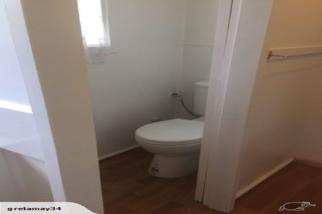 Photo of property in 294 Keyes Road, New Brighton, Christchurch, 8083