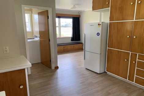 Photo of property in 18 Tarawa Street, Paekakariki, 5034