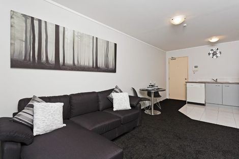 Photo of property in Marina Park Apartments, 30/146 Fanshawe Street, Auckland Central, Auckland, 1010