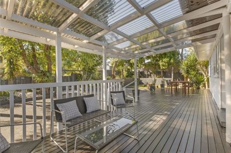 Photo of property in 301 Royal Road, Massey, Auckland, 0614