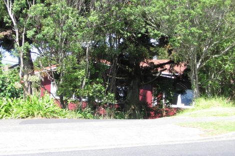 Photo of property in 1/316 Glenvar Road, Torbay, Auckland, 0630
