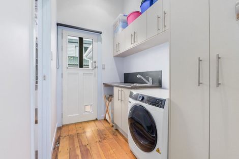 Photo of property in 6 Thames Street, Claudelands, Hamilton, 3214