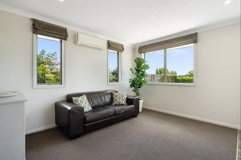 Photo of property in 1 Siemonek Rise, Bethlehem, Tauranga, 3110