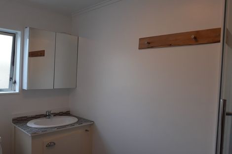 Photo of property in 1/192 Onepu Road, Lyall Bay, Wellington, 6022