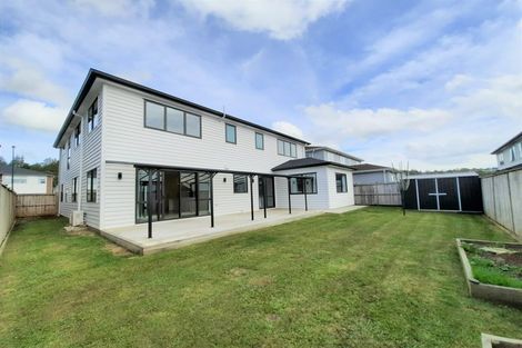 Photo of property in 11 Drumbuoy Drive, Flat Bush, Auckland, 2019